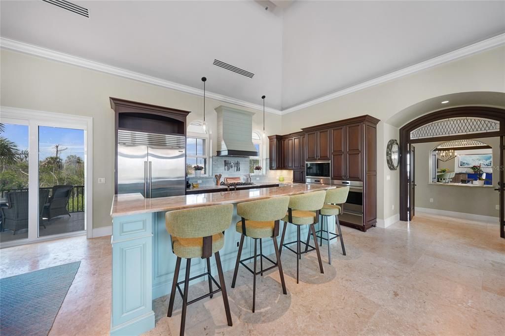 На продажу: $3,250,000 (3 спален, 3 ванн, 4460 Квадратных фут)