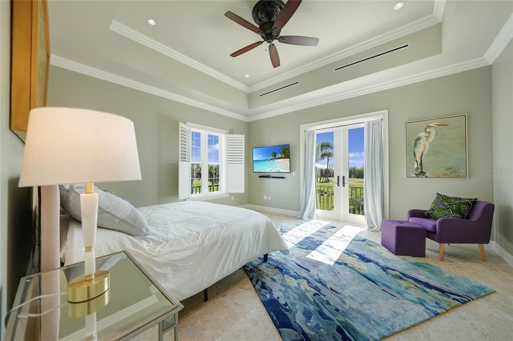 На продажу: $3,250,000 (3 спален, 3 ванн, 4460 Квадратных фут)