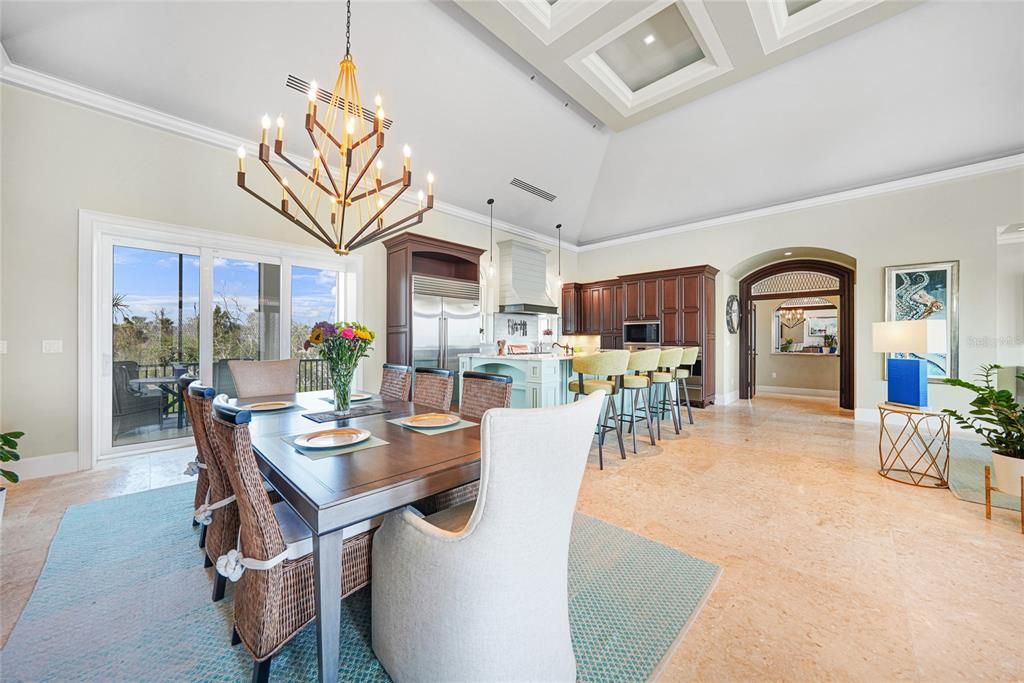 На продажу: $3,250,000 (3 спален, 3 ванн, 4460 Квадратных фут)