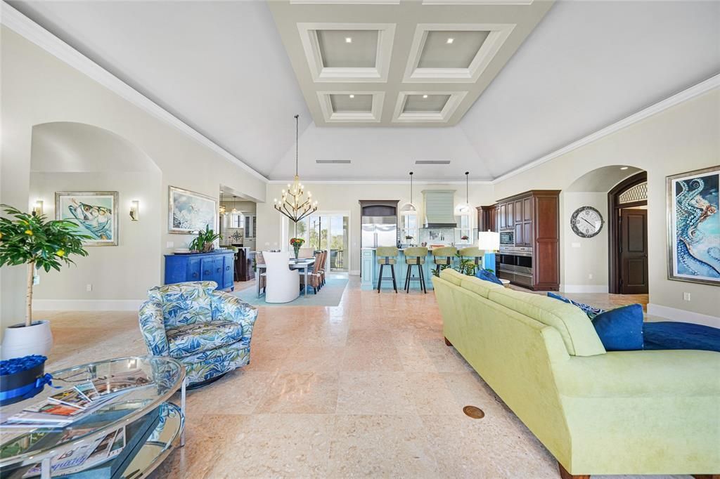 На продажу: $3,250,000 (3 спален, 3 ванн, 4460 Квадратных фут)