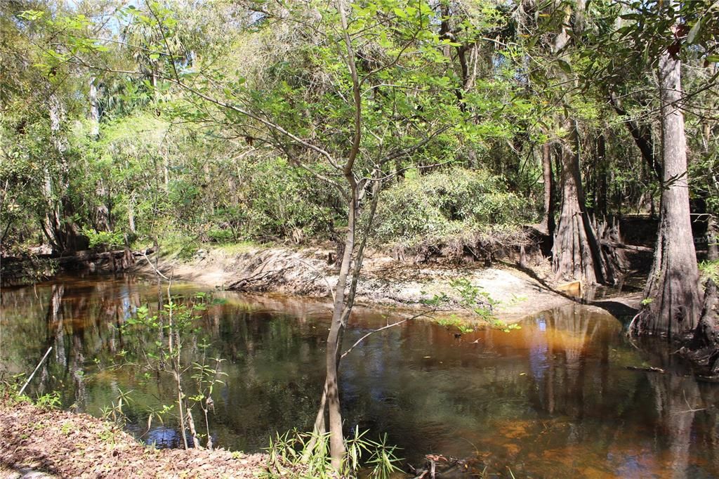 合同活跃: $159,000 (1.67 acres)