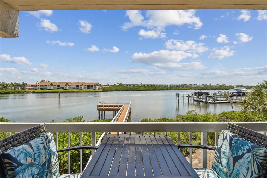 待售: $529,000 (2 贝兹, 2 浴室, 1125 平方英尺)