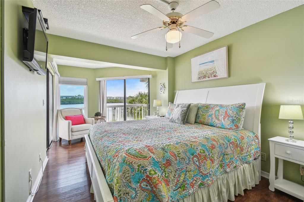 待售: $529,000 (2 贝兹, 2 浴室, 1125 平方英尺)