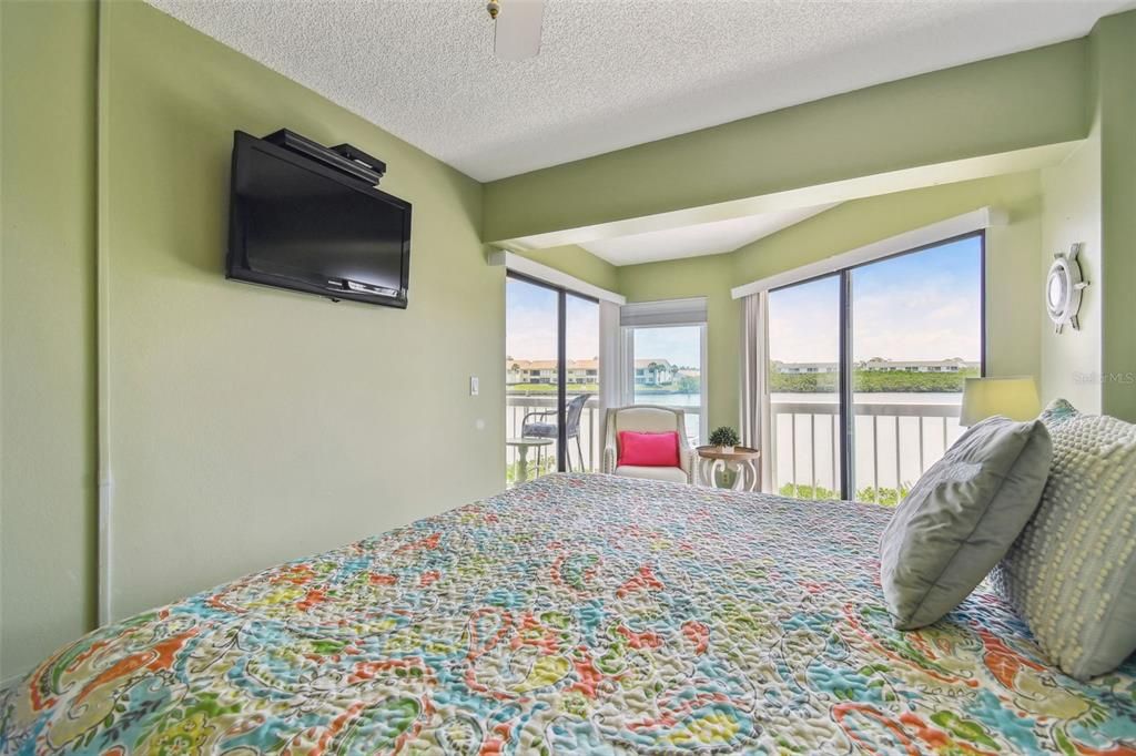 待售: $529,000 (2 贝兹, 2 浴室, 1125 平方英尺)