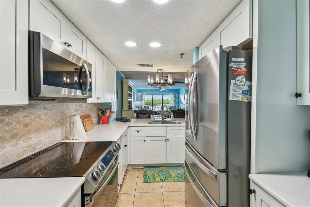 待售: $529,000 (2 贝兹, 2 浴室, 1125 平方英尺)