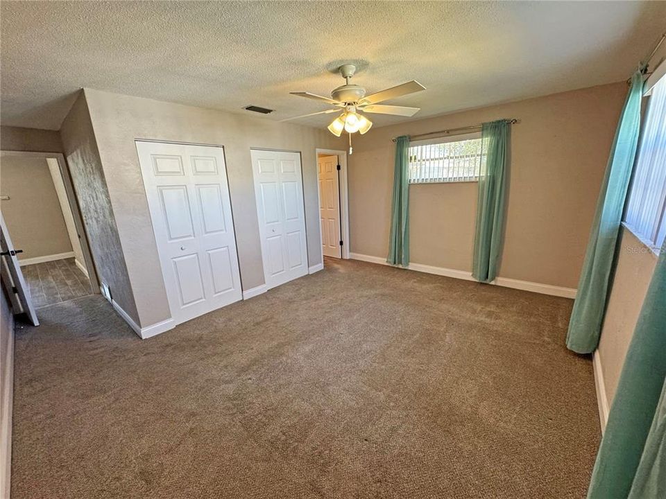 For Rent: $2,550 (3 beds, 2 baths, 1782 Square Feet)