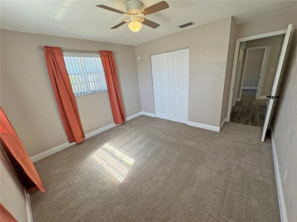 For Rent: $2,550 (3 beds, 2 baths, 1782 Square Feet)