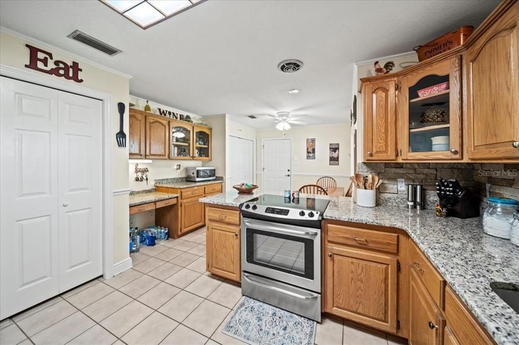 For Sale: $720,000 (3 beds, 2 baths, 1812 Square Feet)