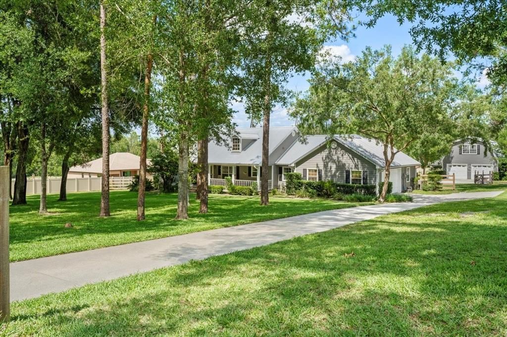 For Sale: $720,000 (3 beds, 2 baths, 1812 Square Feet)