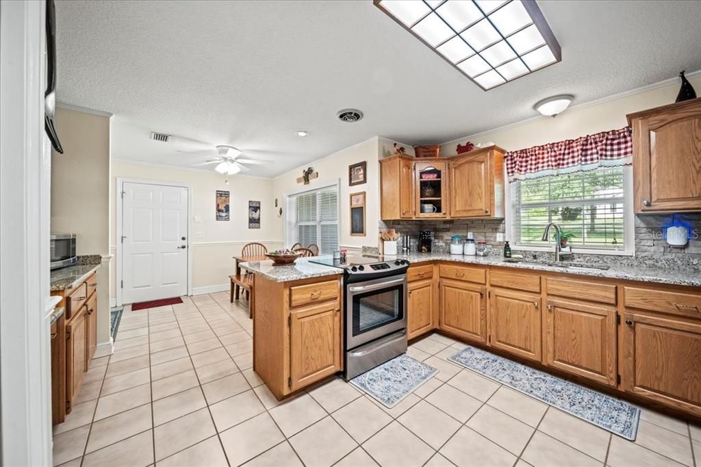 For Sale: $720,000 (3 beds, 2 baths, 1812 Square Feet)