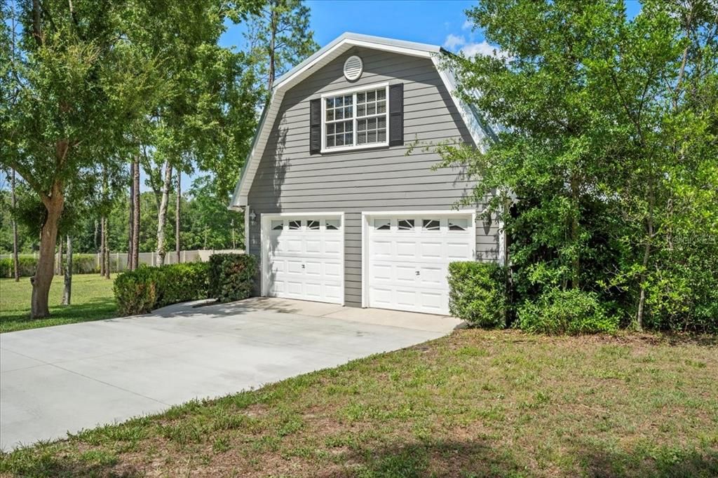 For Sale: $720,000 (3 beds, 2 baths, 1812 Square Feet)