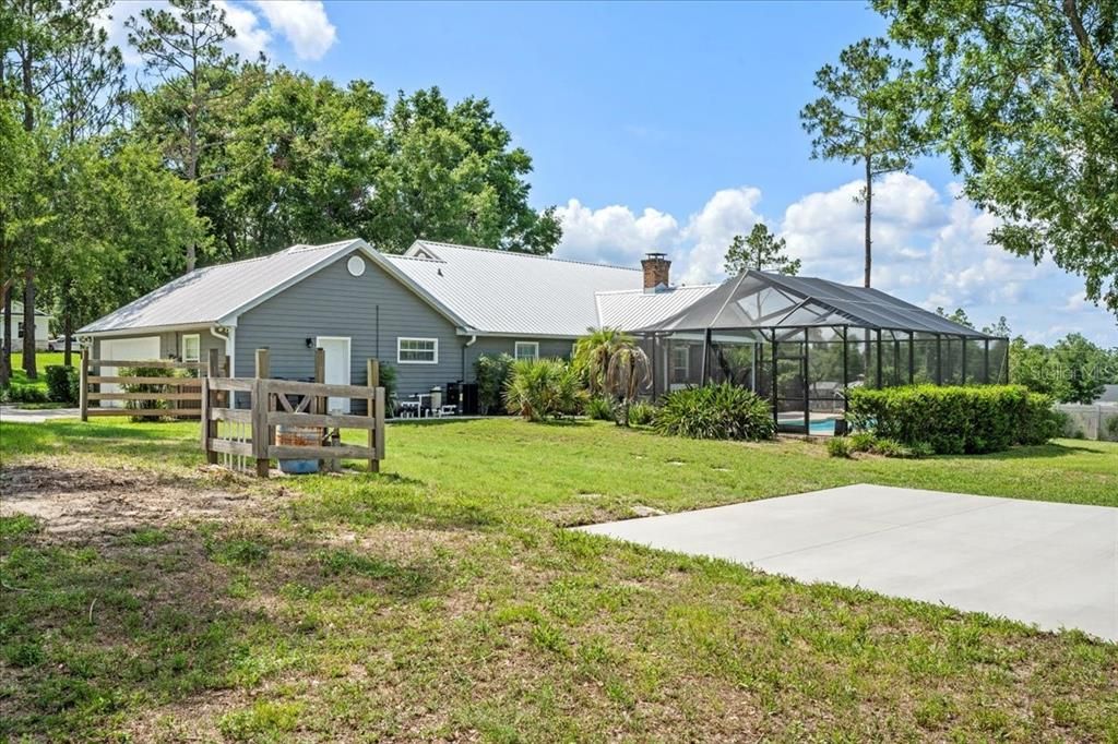 For Sale: $720,000 (3 beds, 2 baths, 1812 Square Feet)