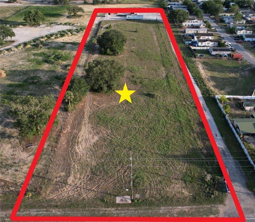 En Venta: $450,000 (2.51 acres)