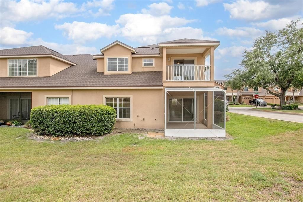 待售: $330,000 (3 贝兹, 2 浴室, 2235 平方英尺)