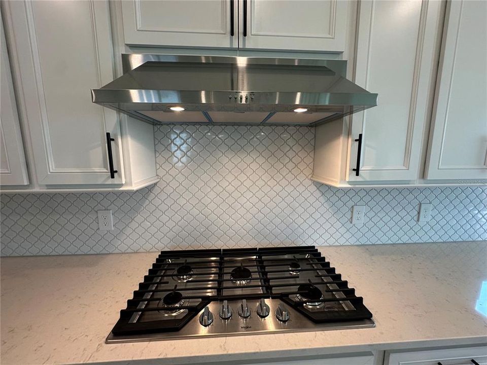 出租: $5,550 (5 贝兹, 4 浴室, 3172 平方英尺)