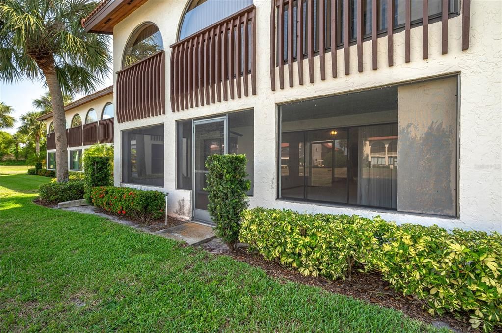 待售: $119,500 (2 贝兹, 2 浴室, 1088 平方英尺)