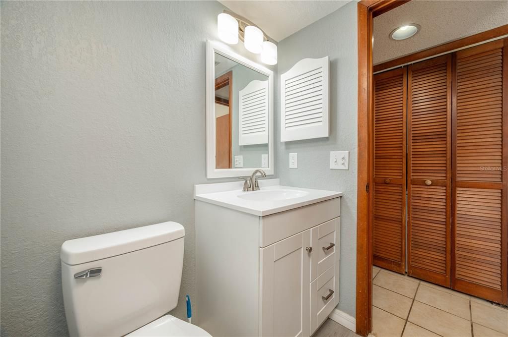 待售: $119,500 (2 贝兹, 2 浴室, 1088 平方英尺)