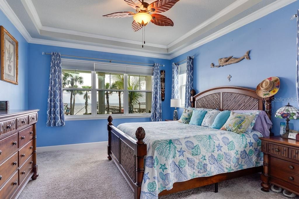 En Venta: $1,395,000 (4 camas, 3 baños, 2921 Pies cuadrados)