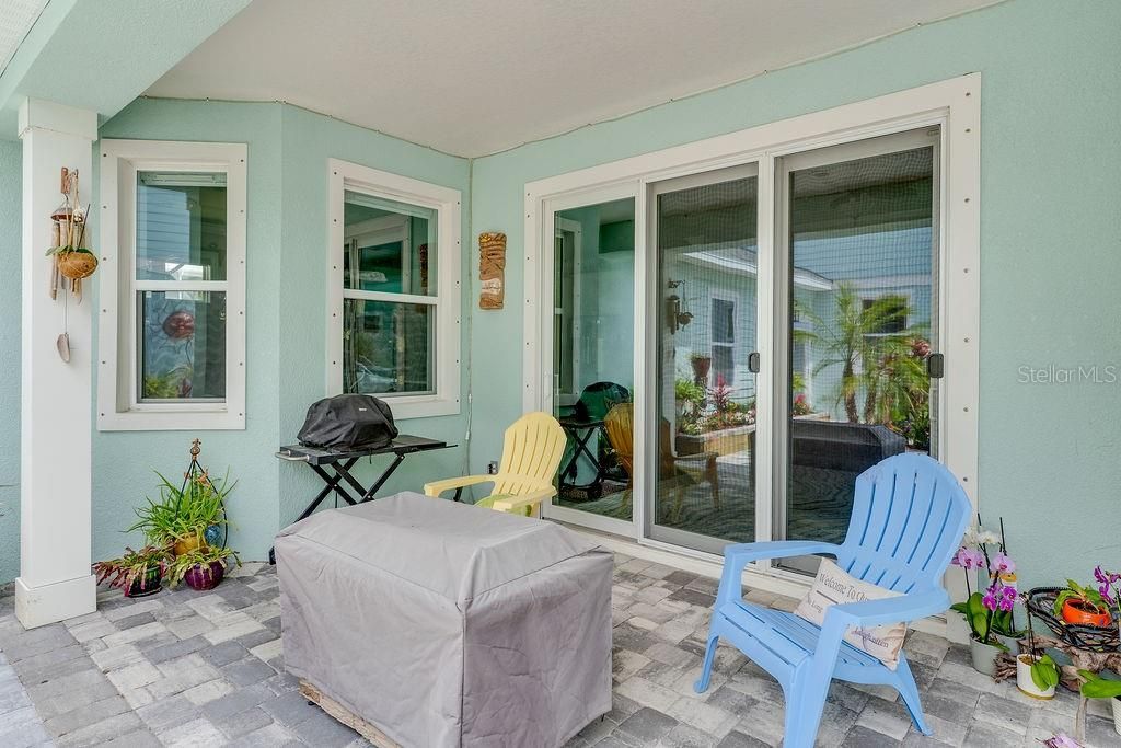 En Venta: $1,395,000 (4 camas, 3 baños, 2921 Pies cuadrados)