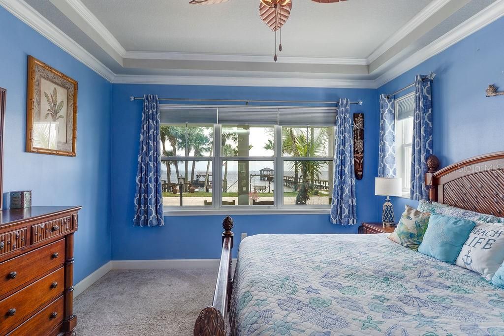 En Venta: $1,395,000 (4 camas, 3 baños, 2921 Pies cuadrados)