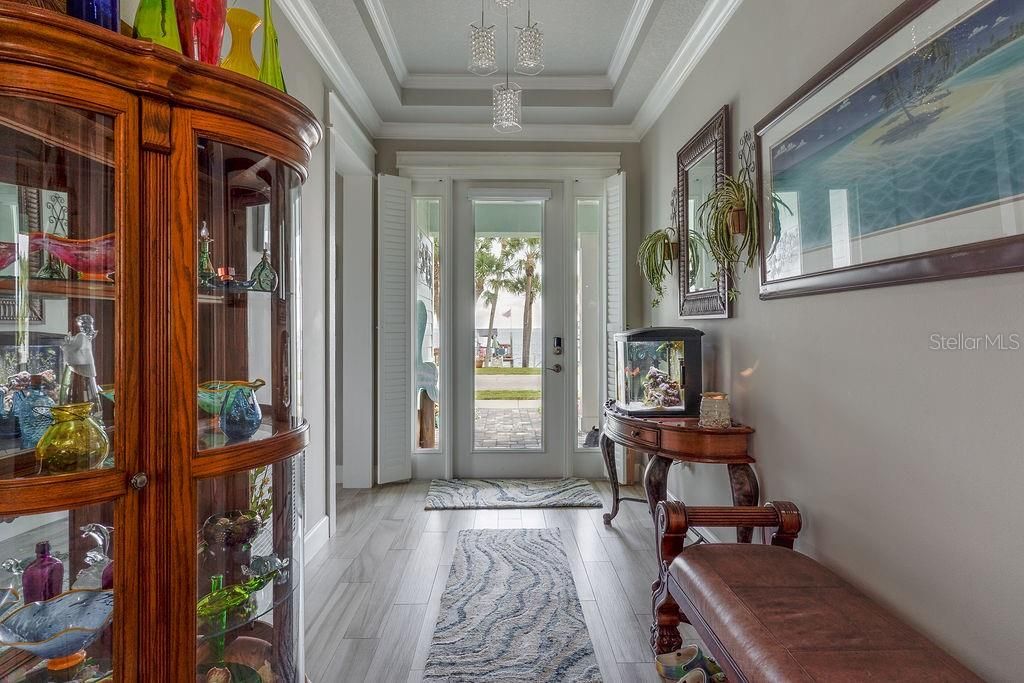 En Venta: $1,395,000 (4 camas, 3 baños, 2921 Pies cuadrados)