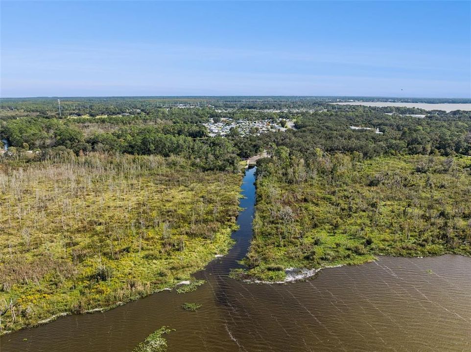 合同活跃: $329,000 (3 贝兹, 2 浴室, 1697 平方英尺)