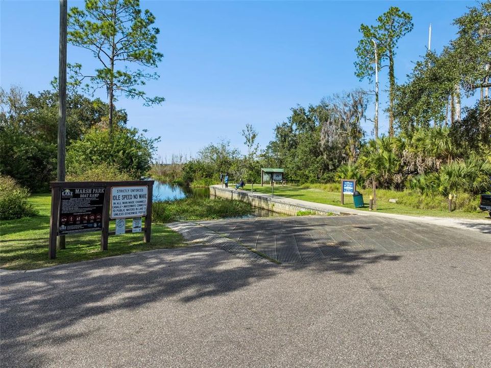 合同活跃: $329,000 (3 贝兹, 2 浴室, 1697 平方英尺)