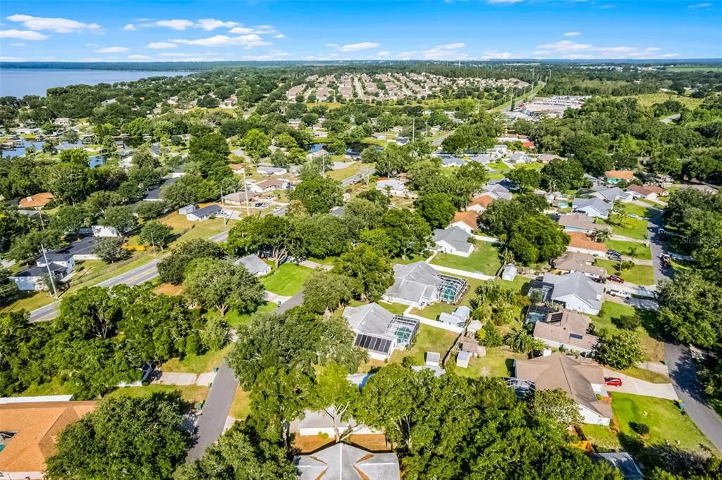 合同活跃: $329,000 (3 贝兹, 2 浴室, 1697 平方英尺)