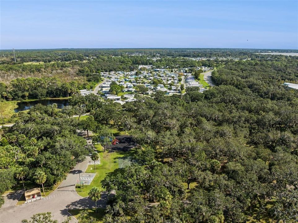 合同活跃: $329,000 (3 贝兹, 2 浴室, 1697 平方英尺)