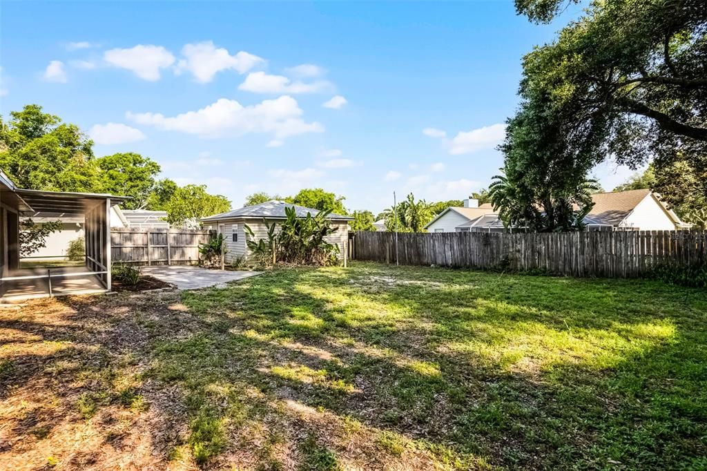 合同活跃: $329,000 (3 贝兹, 2 浴室, 1697 平方英尺)