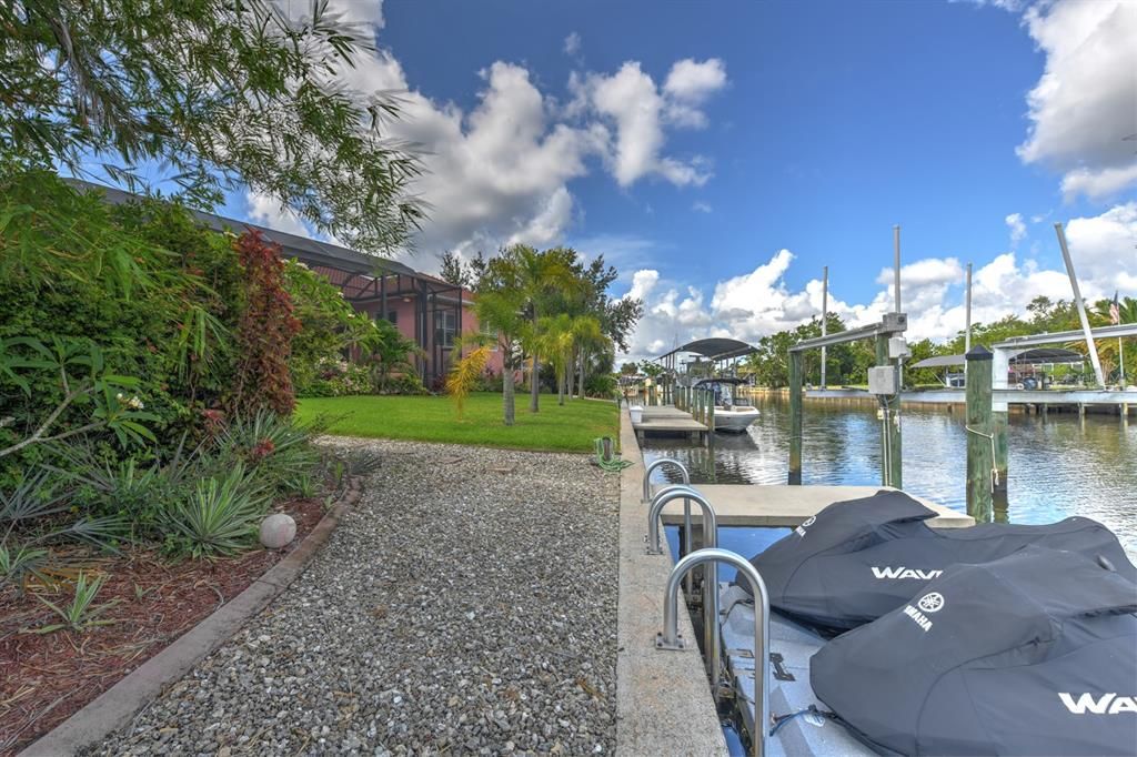 For Sale: $1,475,000 (3 beds, 3 baths, 3481 Square Feet)