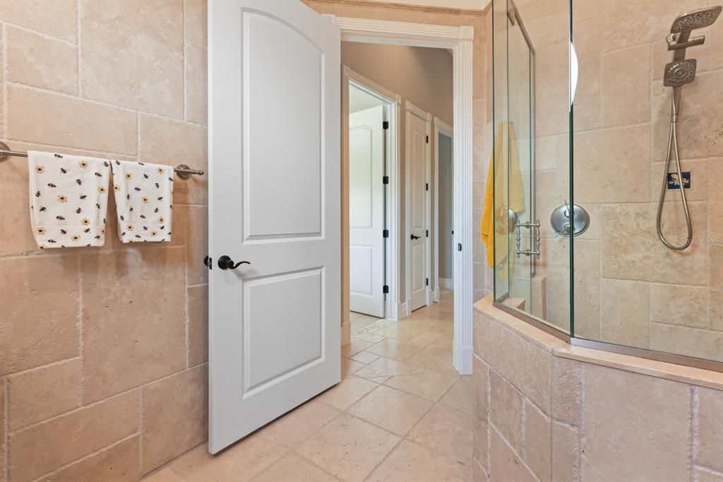 For Sale: $1,475,000 (3 beds, 3 baths, 3481 Square Feet)