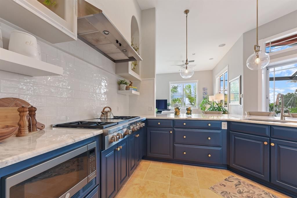 For Sale: $1,475,000 (3 beds, 3 baths, 3481 Square Feet)