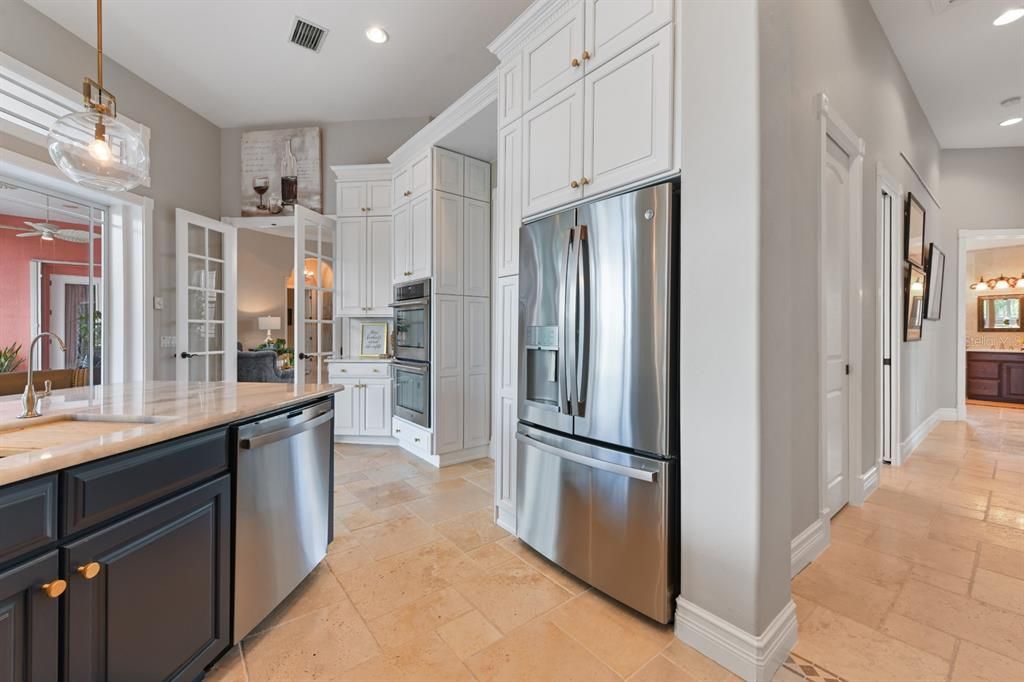 For Sale: $1,475,000 (3 beds, 3 baths, 3481 Square Feet)