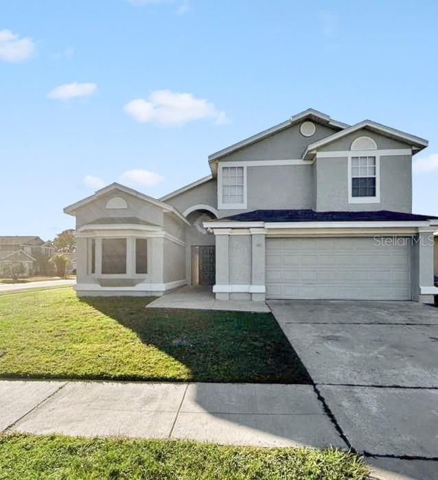 Recently Rented: $2,300 (4 beds, 2 baths, 1941 Square Feet)