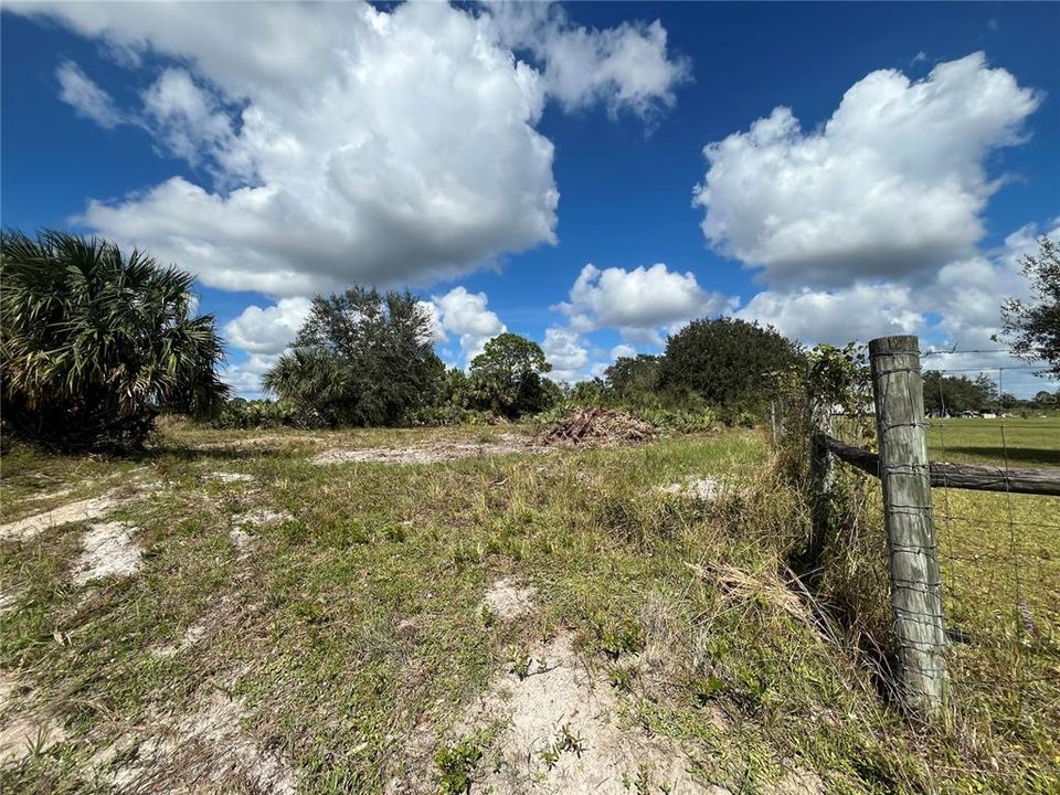 En Venta: $48,500 (1.25 acres)