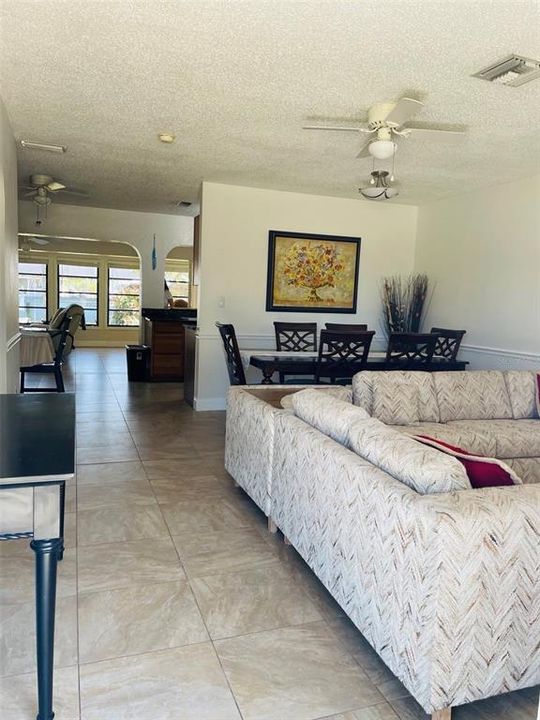 出租: $3,500 (3 贝兹, 2 浴室, 2152 平方英尺)