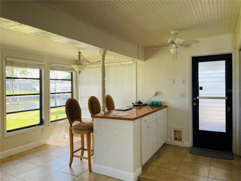 出租: $3,500 (3 贝兹, 2 浴室, 2152 平方英尺)