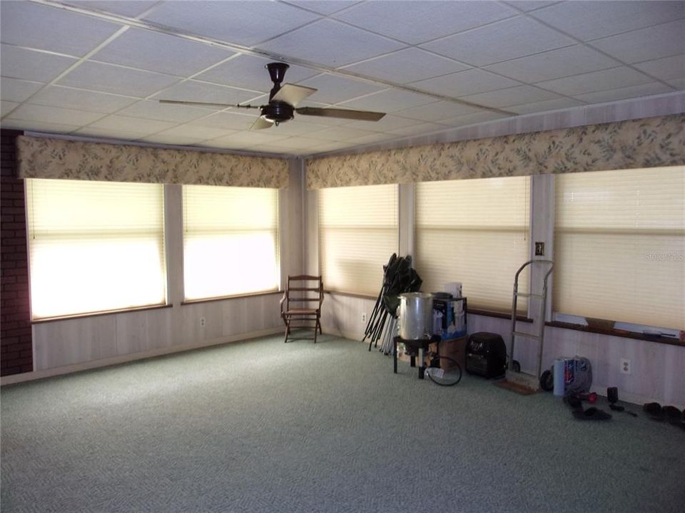 待售: $139,000 (2 贝兹, 2 浴室, 1338 平方英尺)