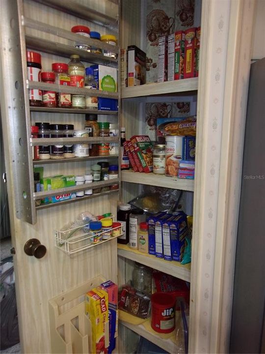 待售: $139,000 (2 贝兹, 2 浴室, 1338 平方英尺)