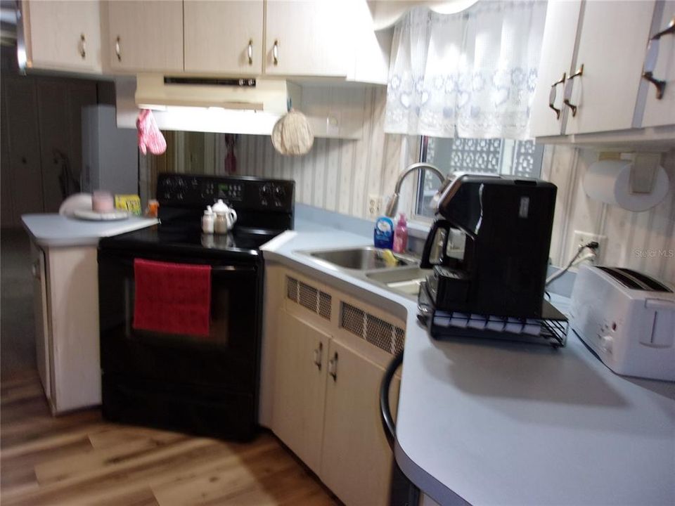 待售: $139,000 (2 贝兹, 2 浴室, 1338 平方英尺)