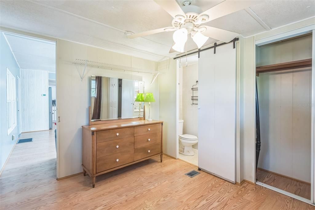 En Venta: $139,500 (2 camas, 2 baños, 1489 Pies cuadrados)