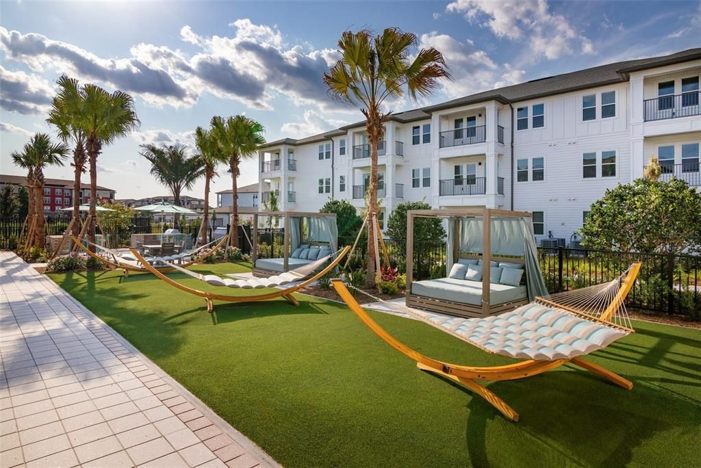 For Rent: $2,326 (3 beds, 2 baths, 1242 Square Feet)