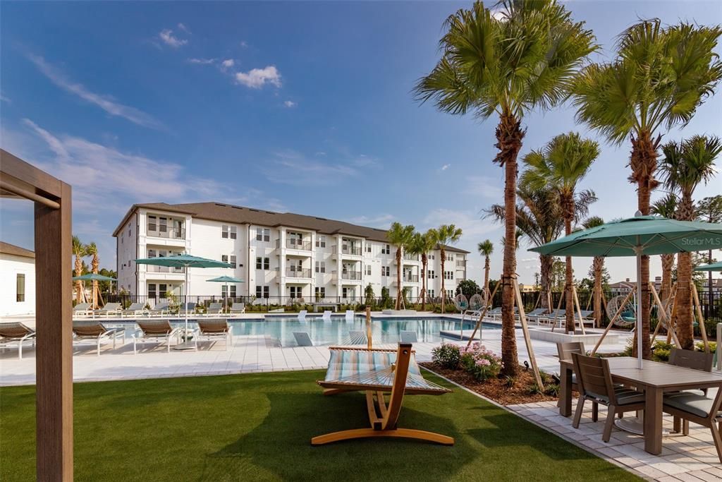 For Rent: $2,326 (3 beds, 2 baths, 1242 Square Feet)