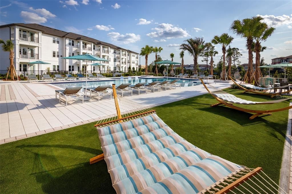 For Rent: $2,326 (3 beds, 2 baths, 1242 Square Feet)