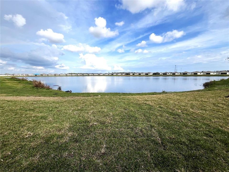 For Rent: $3,200 (3 beds, 2 baths, 1417 Square Feet)