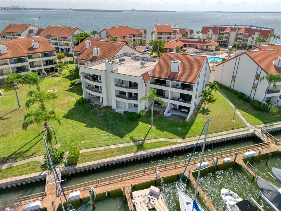 En Venta: $620,000 (2 camas, 2 baños, 1500 Pies cuadrados)