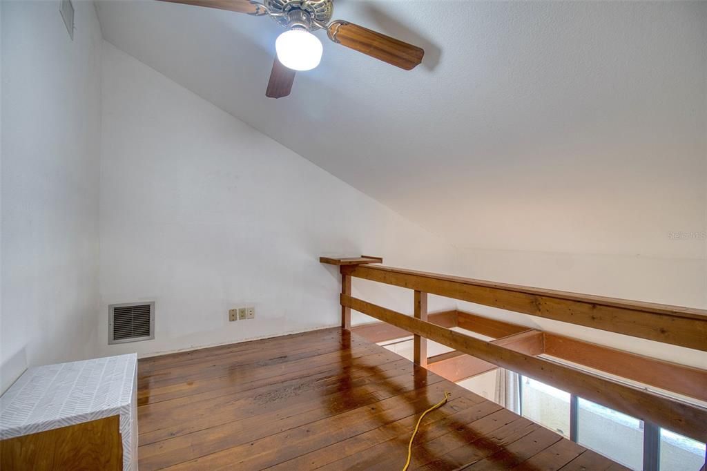 En Venta: $620,000 (2 camas, 2 baños, 1500 Pies cuadrados)