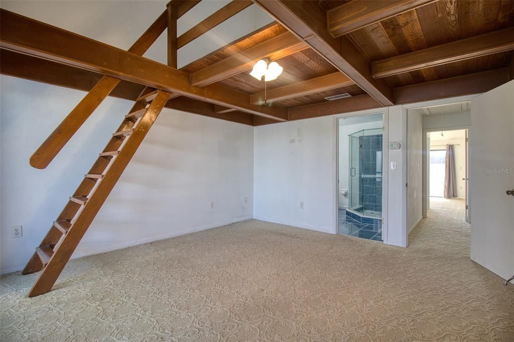 En Venta: $620,000 (2 camas, 2 baños, 1500 Pies cuadrados)