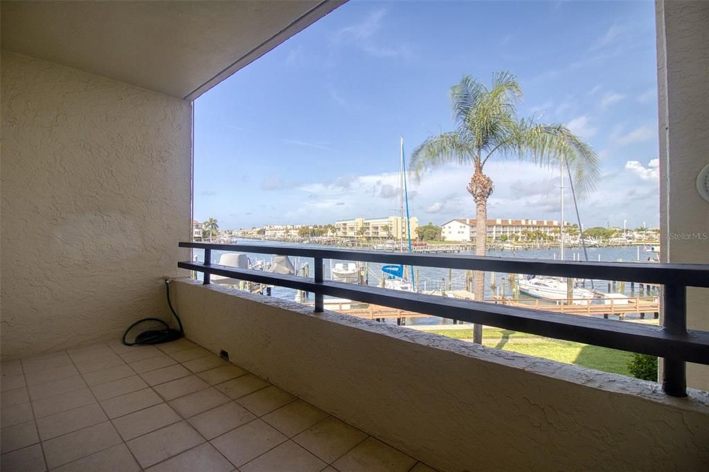 En Venta: $620,000 (2 camas, 2 baños, 1500 Pies cuadrados)